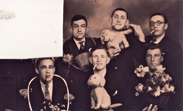 Bij ons vriendenclubje van zeven was al zeker één verknipte geest bij. Bij de anderen had ik ook mijn twijfels.